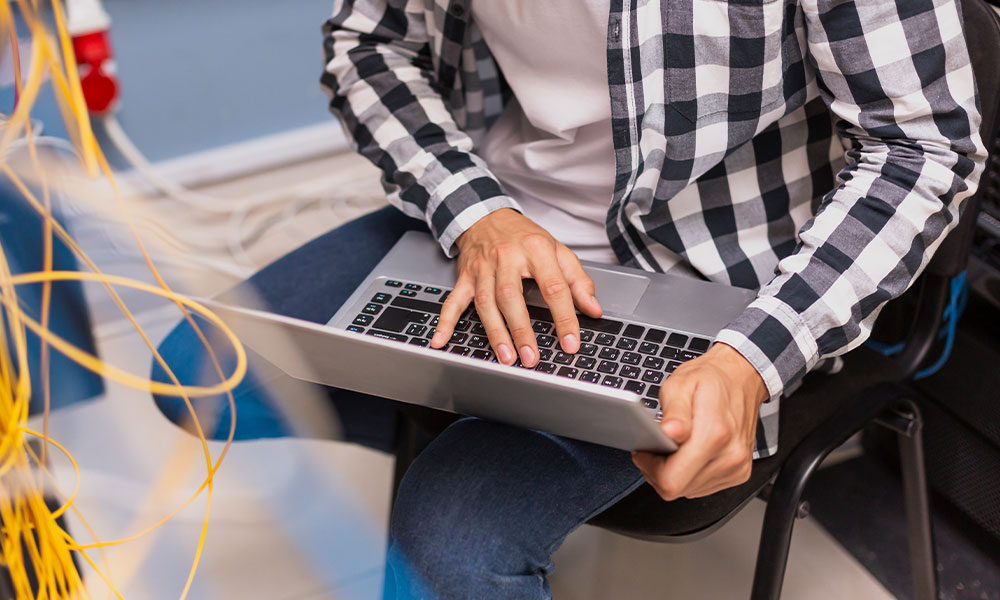 Networking & Connectivity